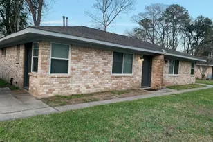 604 Wilson Rd, Humble, TX 77338 - Photo 2