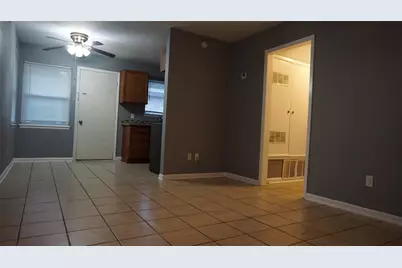 604 Wilson Road #8, Humble, TX 77338 - Photo 4