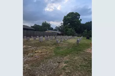 2710 Sledge Street, Waller, TX 77484 - Photo 2