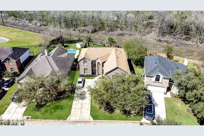 2723 Sterling Fields Drive, Pearland, TX 77584 - Photo 2