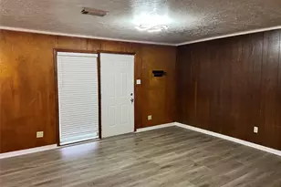 215 13th St, San Leon, TX 77539 - Photo 4