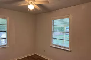 215 13th St, San Leon, TX 77539 - Photo 6