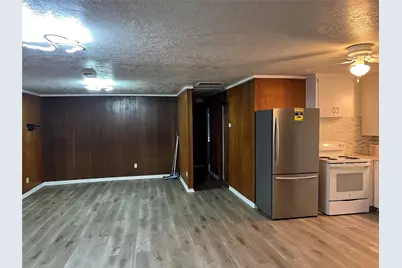 215 13th Street, San Leon, TX 77539 - Photo 2