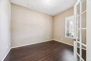 2821 Chinaberry Park Ln, League City, TX 77573 - Photo 8