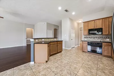 2821 Chinaberry Park Lane, League City, TX 77573 - Photo 6