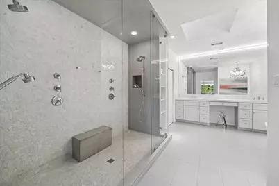 1804 N Memorial Way #A, Houston, TX 77007 - Photo 32