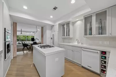 1804 N Memorial Way #A, Houston, TX 77007 - Photo 20