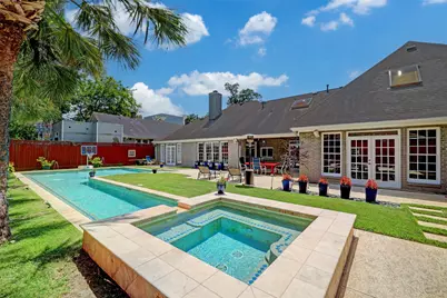 4401 Roseland Street, Houston, TX 77006 - Photo 10