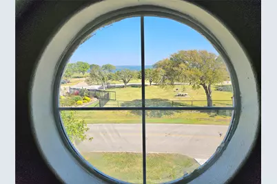 532 Bayshore Drive, La Porte, TX 77571 - Photo 24