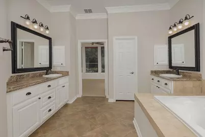 50 Marquise Oaks Place, The Woodlands, TX 77382 - Photo 24