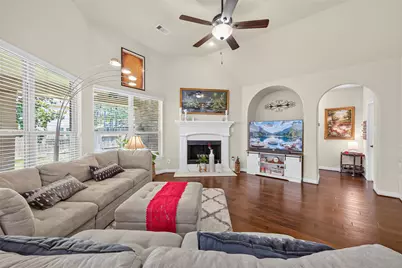 123 Forest Valley Bend, Conroe, TX 77384 - Photo 8