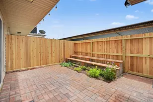 18206 Heritage Ln, Nassau Bay, TX 77058 - Photo 22
