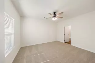 313 N Woodson St, Willis, TX 77378 - Photo 10
