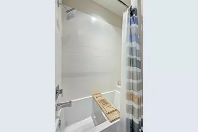 1211 Caroline Street #1501, Houston, TX 77002 - Photo 18