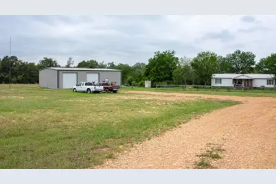 1766 Fm 2104, Paige, TX 78659 - Photo 2