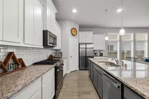 24415 Morningside Terrace Ct, Tomball, TX 77375 - Photo 10