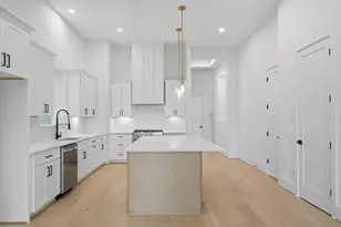 406 E 28th St, Houston, TX 77008 - Photo 4