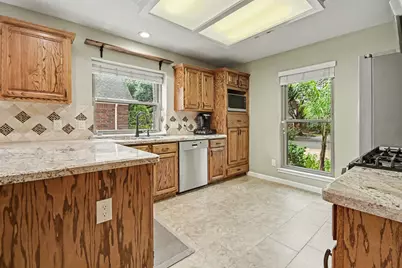 2116 Hollow Reef Circle, League City, TX 77573 - Photo 10