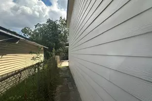 8433 Lenore St, Houston, TX 77017 - Photo 30