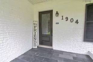 1904 Pine St, Liberty, TX 77575 - Photo 2