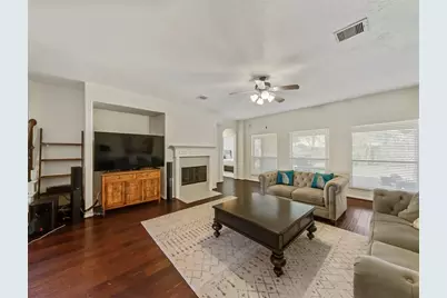 8214 Garrison Point Drive, Houston, TX 77040 - Photo 10