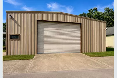 220 W First Street, Wharton, TX 77488 - Photo 1