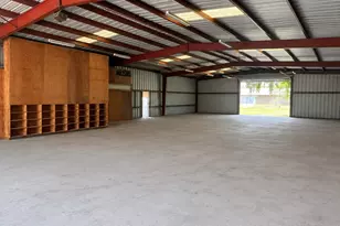 220 W 1st St, Wharton, TX 77488 - Photo 4