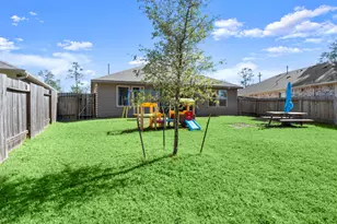 2350 Strong Horse Dr, Conroe, TX 77301 - Photo 26