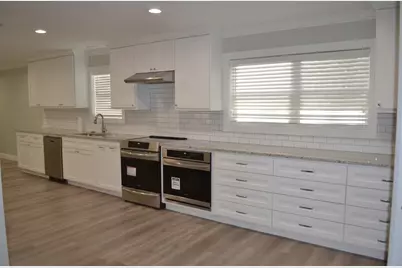14923 Perthshire Road, Houston, TX 77079 - Photo 6