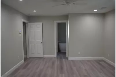 14923 Perthshire Road, Houston, TX 77079 - Photo 18