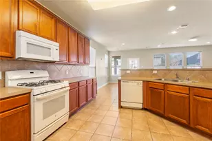 5310 Meadow Canyon Dr, Sugar Land, TX 77479 - Photo 12