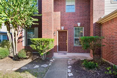 5310 Meadow Canyon Drive, Sugar Land, TX 77479 - Photo 2