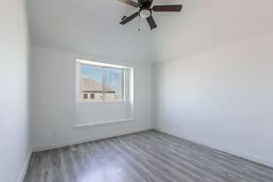 4806 Timber Gate Ct, Rosharon, TX 77583 - Photo 4