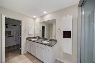 708 Ivory Manor Drive, Houston, TX 77018 - Photo 14