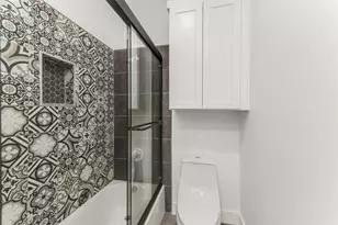 402 Hunt St, Houston, TX 77003 - Photo 36