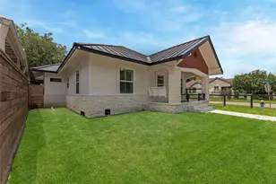 402 Hunt St, Houston, TX 77003 - Photo 42