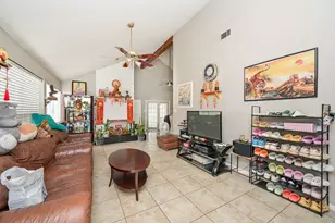 9319 Belle Park Dr, Houston, TX 77099 - Photo 4