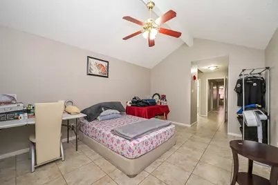 9319 Belle Park Drive, Houston, TX 77099 - Photo 8