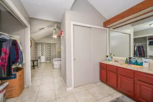 9319 Belle Park Dr, Houston, TX 77099 - Photo 10