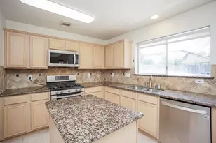 22523 Holly Lake Dr, Katy, TX 77450 - Photo 16