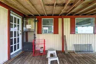 2938 Bay Oaks Harbor Dr, Baytown, TX 77523 - Photo 8