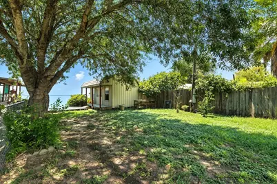 2938 Bay Oaks Harbor Drive, Baytown, TX 77523 - Photo 4