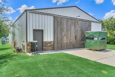 8794 Grand Lake Estates Drive, Montgomery, TX 77316 - Photo 40