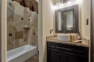 8794 Grand Lake Estates Dr, Montgomery, TX 77316 - Photo 24