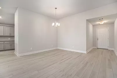 13525 Bonita Island Way, Texas City, TX 77568 - Photo 4