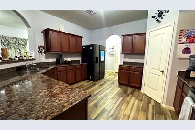 10919 Panther Court, Houston, TX 77099 - Photo 4