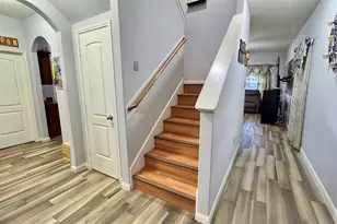 10919 Panther Ct, Houston, TX 77099 - Photo 2