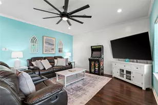 113 Mar Vista Ct, Surfside Beach, TX 77541 - Photo 8