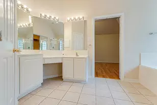 11 Trilling Bird Pl, The Woodlands, TX 77384 - Photo 22