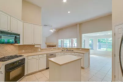 11 Trilling Bird Place, The Woodlands, TX 77384 - Photo 14